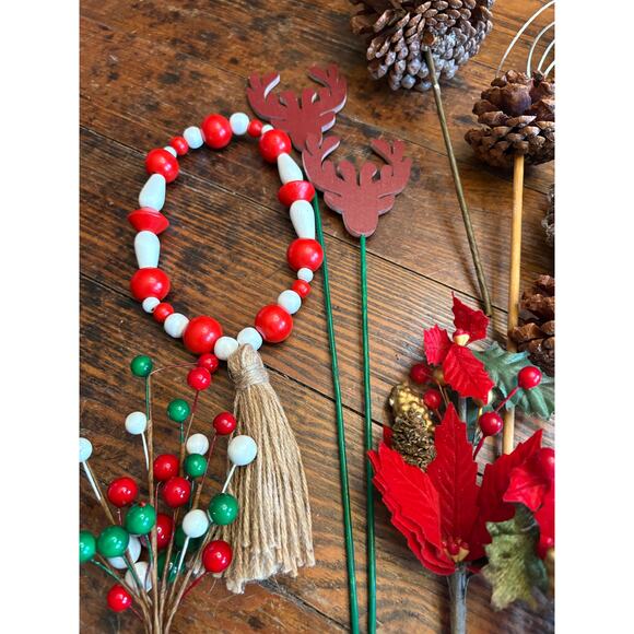 Lot of 20 Picks Berries Pinecones Baubles Beads Flowers for DIY Crafts Wreaths - Picture 9 of 10